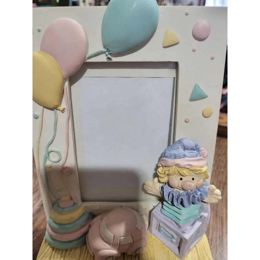 Vintage 3 D Resin Frame Jack in the Box and Balloons 3x4.5 picture